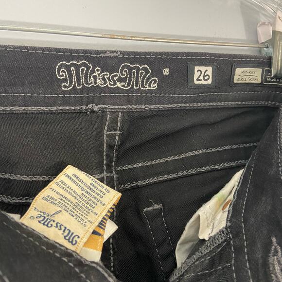 Miss Me Mid Rise Ankle Skinny Metallic Grey Jeans - Picture 7 of 8